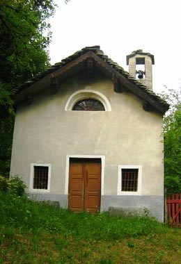 Facciata dell'Oratorio di San Giulio.