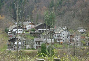 Vista da Piode della frazione Riale.